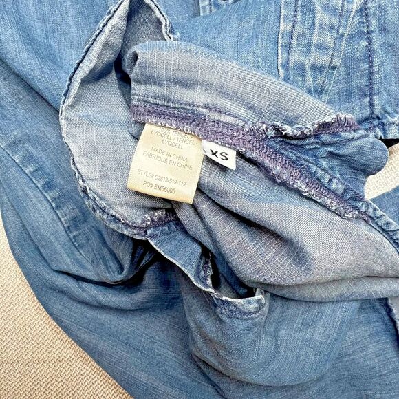 Cloth & Stone Tencel Anthropologie Chambray Button Down Top XS Soft Denim Shirt - Picture 14 of 15